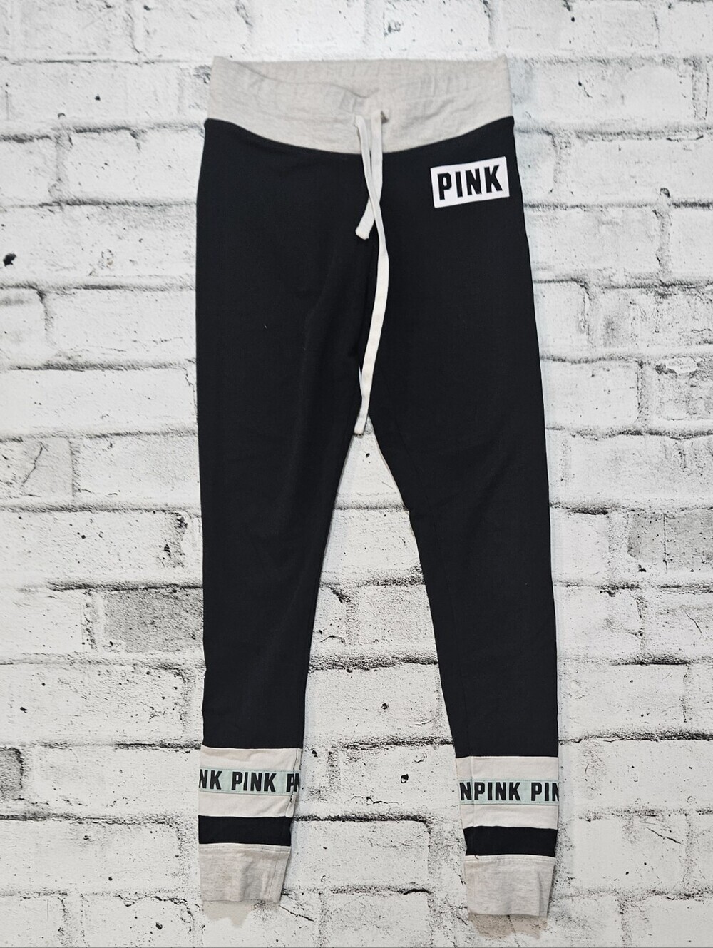 Victoria's Secret PINK Yoga Leggings XS Black Gray Logo Jogger Pants